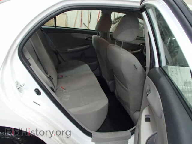 2011 TOYOTA COROLLA - VIN: 2T1BU4EE2BC575475 - Фото 6