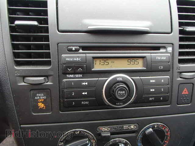 2009 NISSAN VERSA - VIN: 3N1BC13E79L490145 - Photo 9