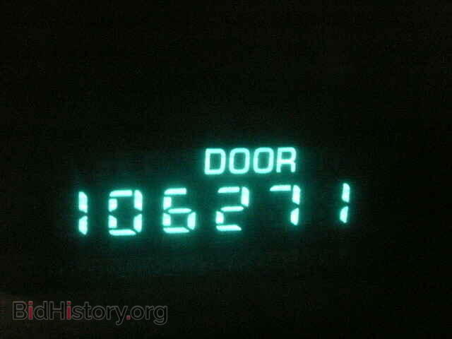 2000 DODGE NEON - VIN: 1B3ES46C8YD723058 - Фото 8