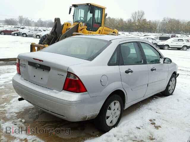 2006 FORD FOCUS - VIN: 1FAFP34NX6W252282 - Фото 4