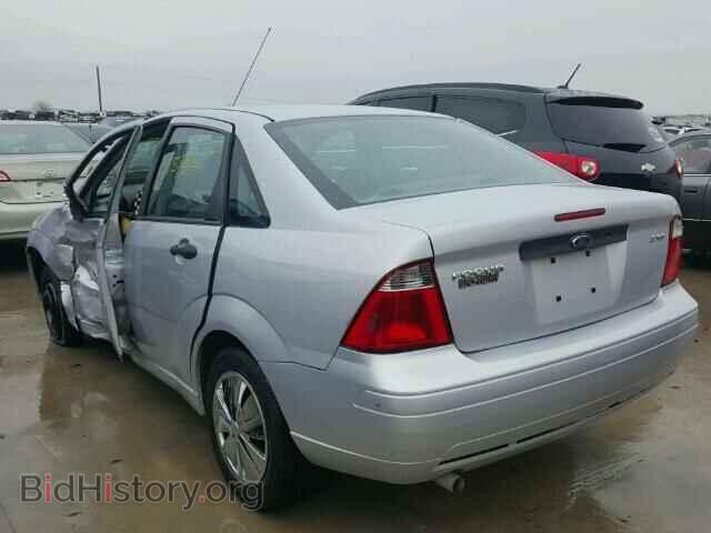2005 FORD FOCUS - VIN: 1FAFP34N95W225511 - Фото 3