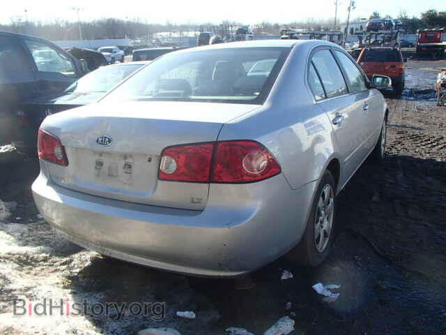 2007 KIA OPTIMA - VIN: KNAGE123375100388 - Фото 4