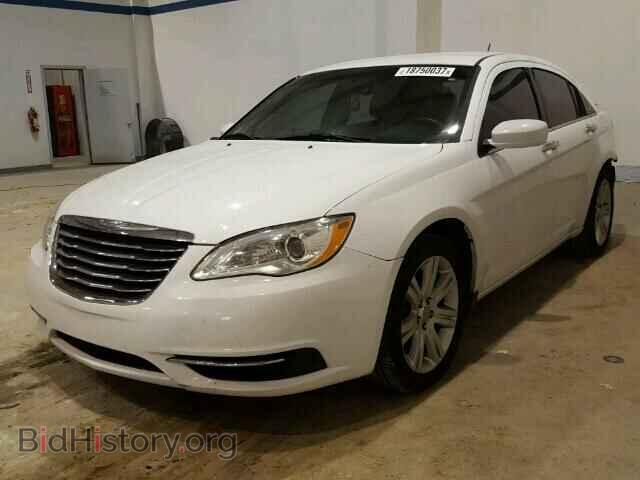 2012 CHRYSLER 200 - VIN: 1C3CCBBG7CN298021 - Фото 2