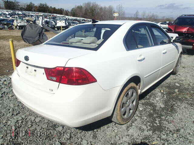 2010 KIA OPTIMA - VIN: KNAGG4A85A5377219 - Photo 4