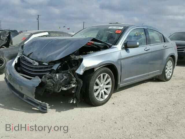 2010 CHRYSLER SEBRING - VIN: 1C3CC5FB5AN223458 - Фото 2