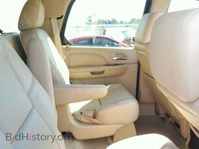 2011 CADILLAC ESCALADE - VIN: 1GYS4AEF8BR398955 - Фото 6
