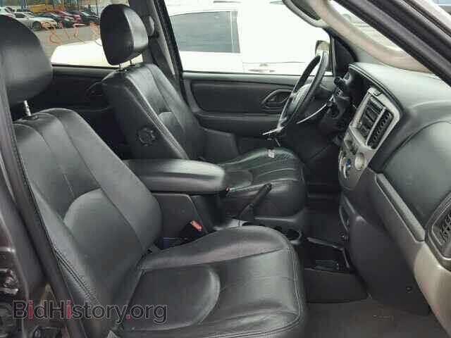 2004 MAZDA TRIBUTE - VIN: 4F2CZ06104KM24162 - Фото 5
