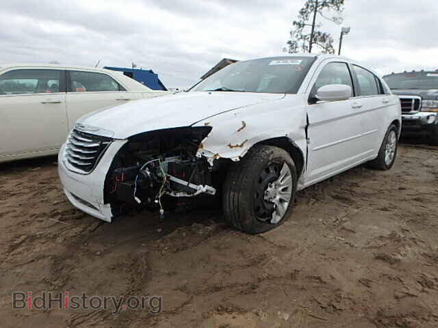 2012 CHRYSLER 200 - VIN: 1C3CCBAB3CN273302 - Фото 2