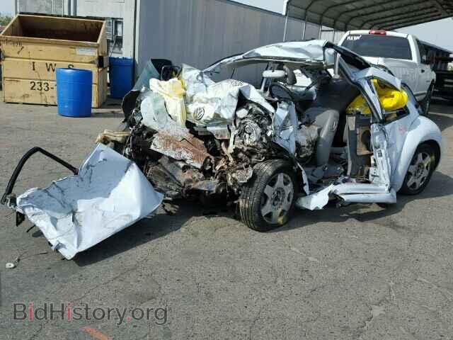 2000 VOLKSWAGEN BEETLE - VIN: 3VWCC21C7YM472128 - Фото 2