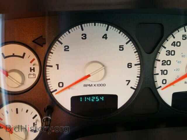 2005 DODGE RAM 1500 - VIN: 1D7HU16D35J602762 - Фото 8