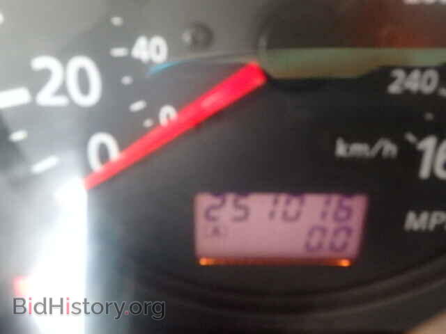 2000 NISSAN MAXIMA - VIN: JN1CA31D2YT736075 - Фото 8