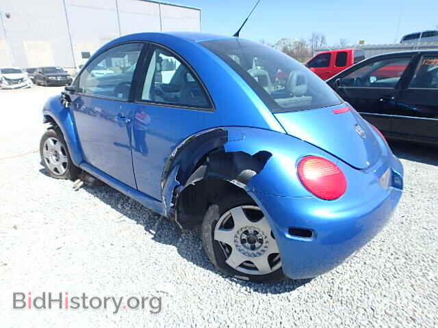 2000 VOLKSWAGEN BEETLE - VIN: 3VWCC21C8YM408647 - Photo 3