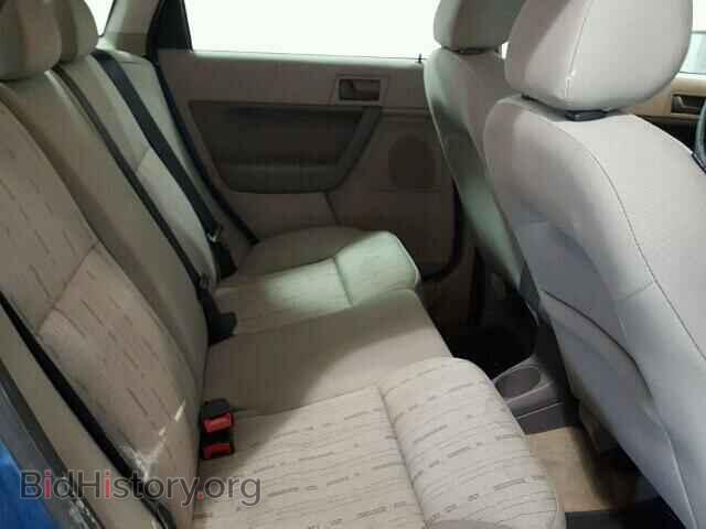 2010 FORD FOCUS - VIN: 1FAHP3FN0AW280803 - Photo 6