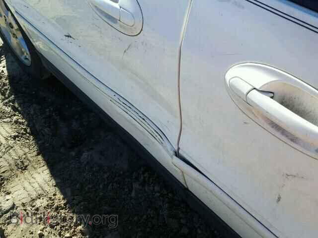 2004 FORD FREESTAR - VIN: 2FMDA57644BA82580 - Фото 10