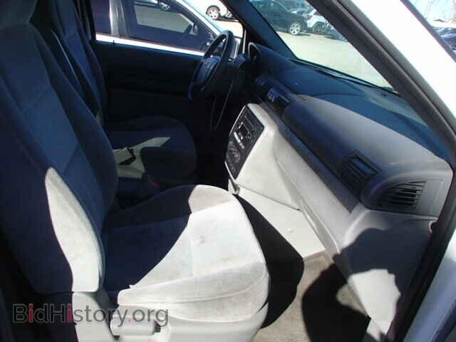 2004 FORD FREESTAR - VIN: 2FMZA57634BB05739 - Фото 5