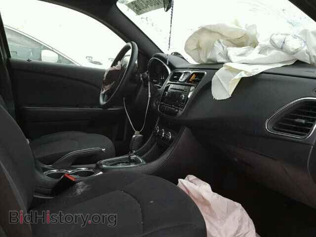 2012 CHRYSLER 200 - VIN: 1C3CCBAB0CN281616 - Фото 5