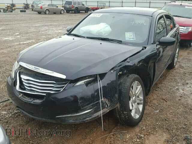 2013 CHRYSLER 200 - VIN: 1C3CCBAB7DN704578 - Фото 2