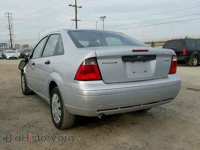 2005 FORD FOCUS - VIN: 1FAFP34N75W285982 - Фото 3