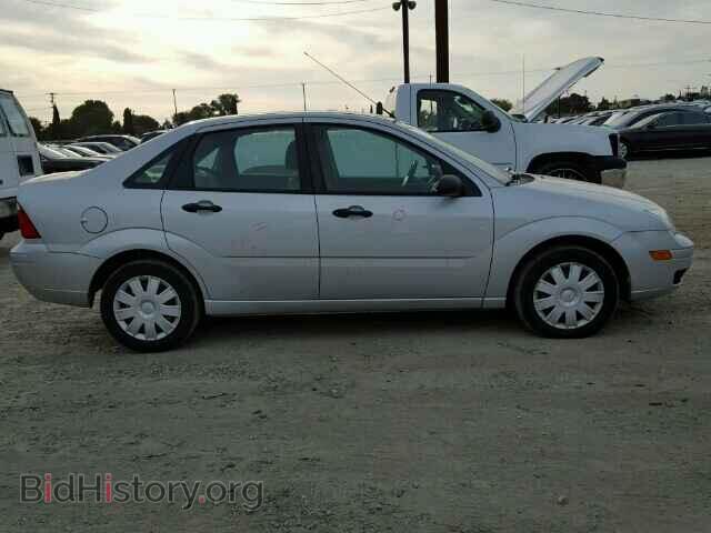 2005 FORD FOCUS - VIN: 1FAFP34N75W285982 - Фото 10