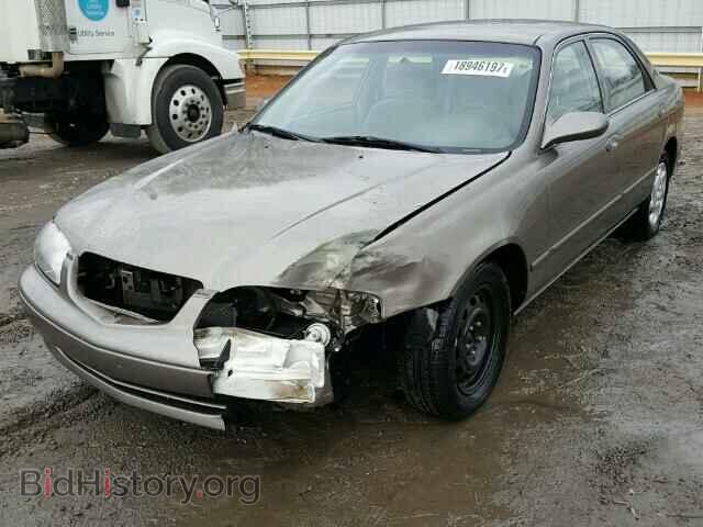2000 MAZDA 626 - VIN: 1YVGF22C7Y5111279 - Фото 2
