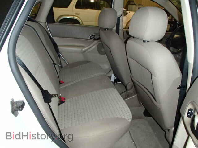 2007 FORD FOCUS - VIN: 1FAFP34N07W232575 - Photo 6