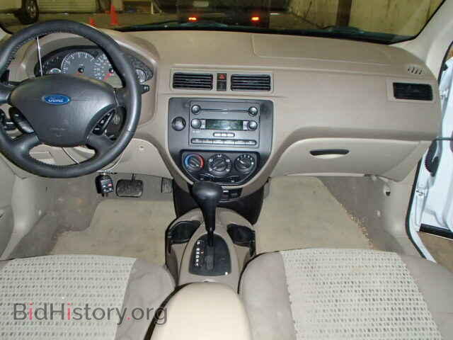 2007 FORD FOCUS - VIN: 1FAFP34N07W232575 - Photo 10