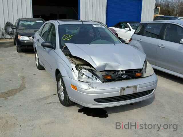 Photo 1FAFP383XYW387421 - FORD FOCUS 2000