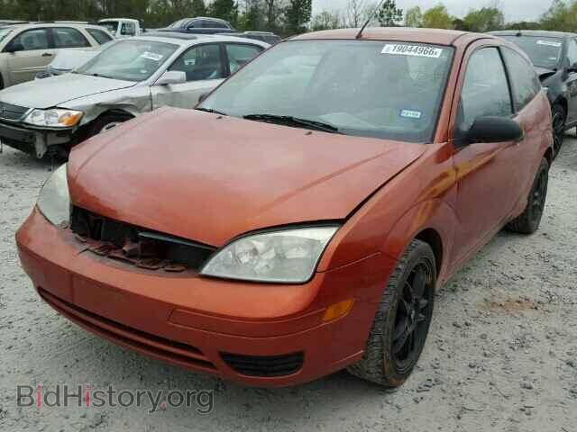 2005 FORD FOCUS - VIN: 3FAFP31N45R137005 - Фото 2