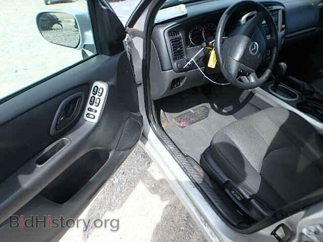 2005 MAZDA TRIBUTE - VIN: 4F2YZ94155KM18646 - Фото 9