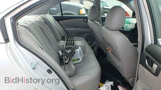 2008 KIA OPTIMA - VIN: KNAGE123885238591 - Фото 6