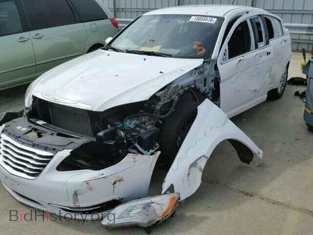 2014 CHRYSLER 200 - VIN: 1C3CCBAB2EN213529 - Фото 2