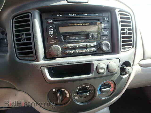 2002 MAZDA TRIBUTE - VIN: 4F2YU09102KM19752 - Фото 9