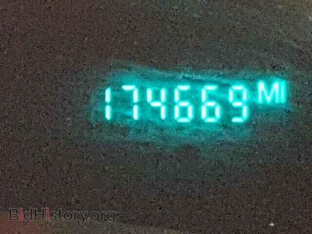 2003 CADILLAC DEVILLE - VIN: 1G6KD54Y63U245766 - Photo 8