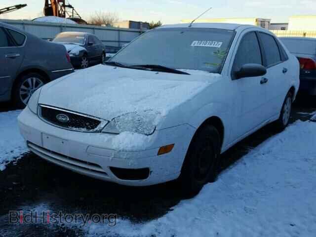 2006 FORD FOCUS - VIN: 1FAFP34N36W166313 - Photo 2