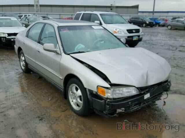 Photo 1HGCD5601VA195597 - HONDA ACCORD 1997