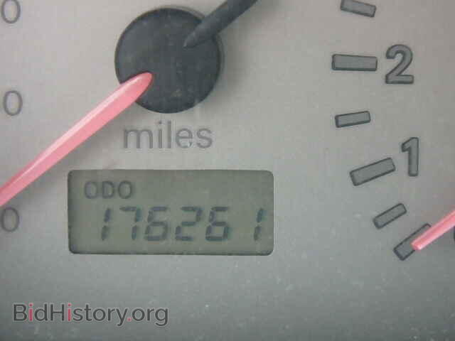 2000 MITSUBISHI ECLIPSE - VIN: 4A3AC44G8YE022933 - Photo 8