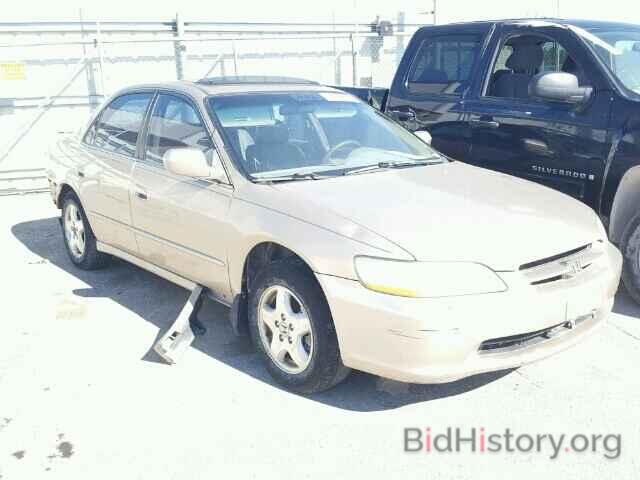 Photo 1HGCG1659YA051781 - HONDA ACCORD 2000