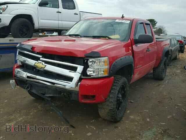 2011 CHEVROLET SILVERADO - VIN: 1GCRKSE39BZ142636 - Фото 2