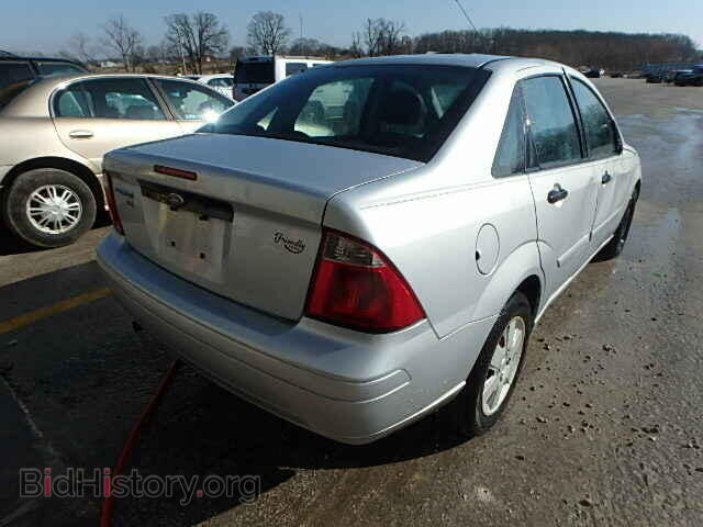 2007 FORD FOCUS - VIN: 1FAFP34N17W103017 - Фото 4