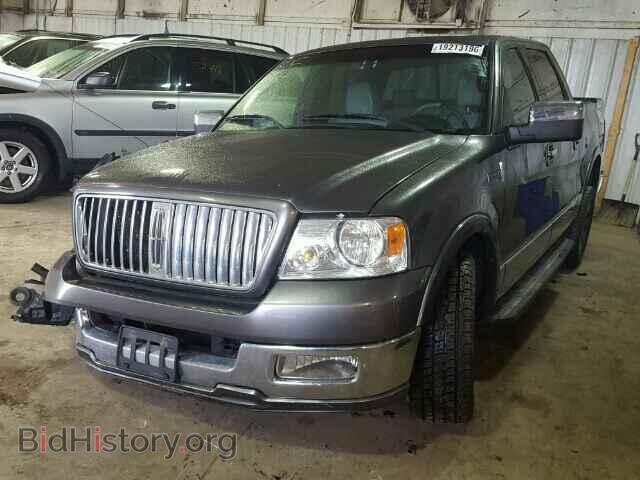 2006 LINCOLN MARK LT - VIN: 5LTPW16566FJ08230 - Фото 2