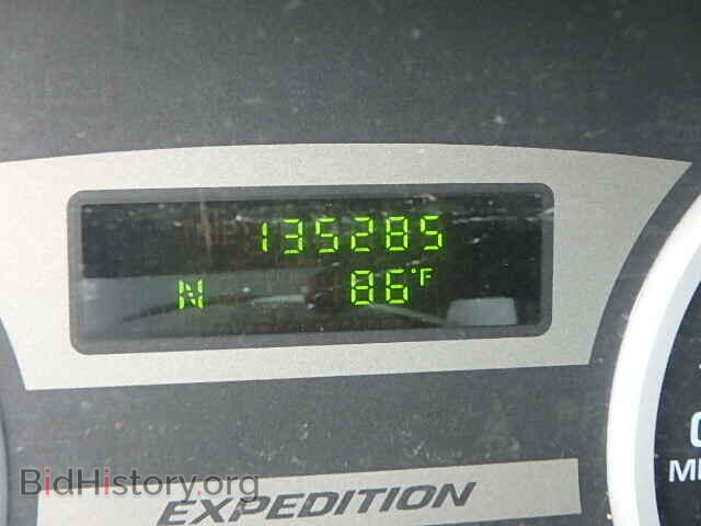 2006 FORD EXPEDITION - VIN: 1FMPU16566LA00597 - Фото 8