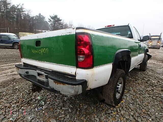 2006 CHEVROLET SILVERADO - VIN: 1GCHC24U16E176764 - Фото 4