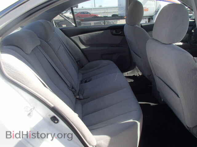 2008 KIA OPTIMA - VIN: KNAGE123785243085 - Photo 6