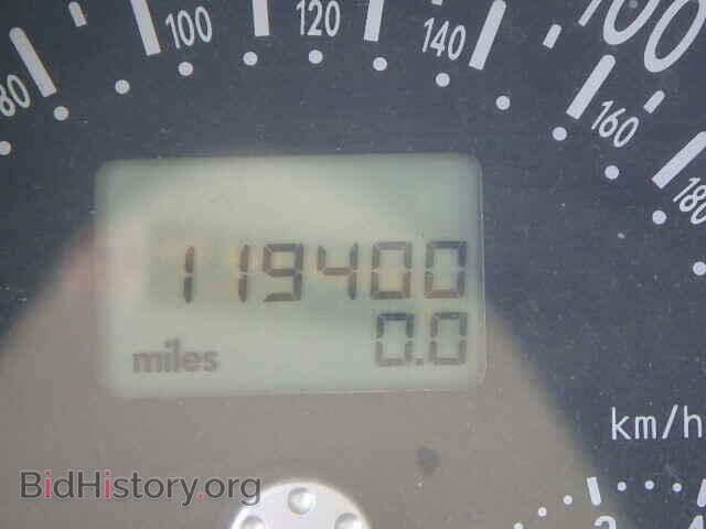 2000 VOLKSWAGEN BEETLE - VIN: 3VWCC21C2YM402326 - Фото 8