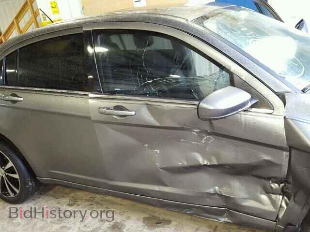 2012 CHRYSLER 200 - VIN: 1C3CCBHG9CN210271 - Фото 10
