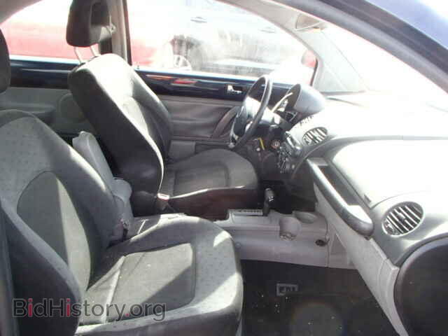 2000 VOLKSWAGEN BEETLE - VIN: 3VWCC21C0YM445420 - Фото 5