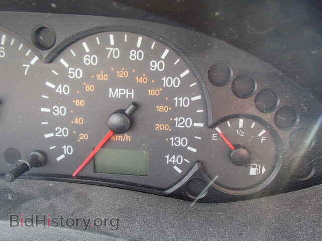 2005 FORD FOCUS - VIN: 3FAFP37N25R143070 - Фото 8