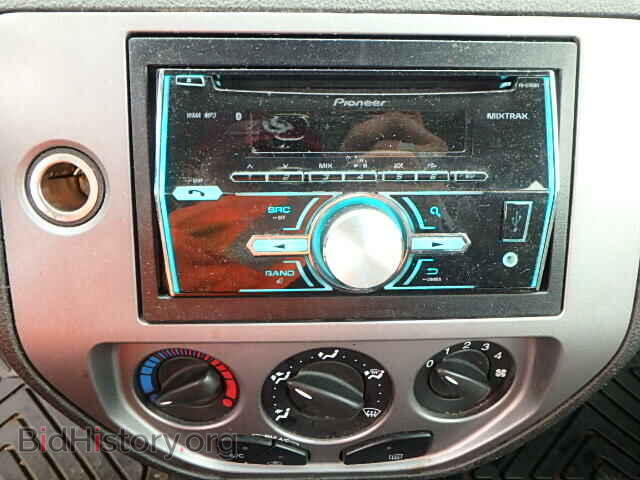 2005 FORD FOCUS - VIN: 3FAHP37N55R137367 - Фото 10