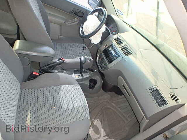 2005 FORD FOCUS - VIN: 1FAFP34N45W205845 - Photo 5