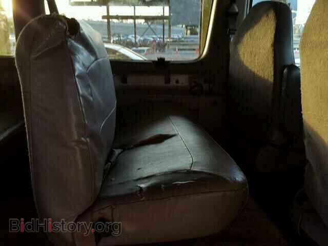 2002 FORD ECONOLINE - VIN: 1FBSS31L92HA65032 - Photo 6